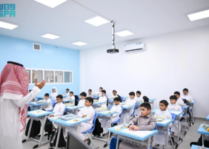 عودة 1.9 مليون طالب وطالبة لمقاعد الدراسة في مكة والمدينة وجدة والطائف