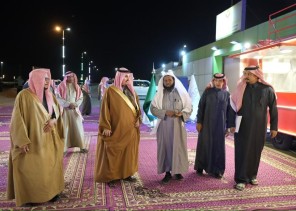 بتكلفة 270 ألف ريال.. توزيع 18 عربة “بيع طعام” لتمكين شباب وأسر وادي الدواسر