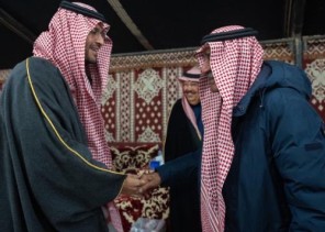 سمو الأمير مقرن بن عبدالعزيز يستقبل الأمير تركي بن محمد بن فهد في رفحاء