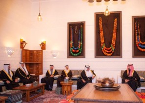في الدرعية.. سمو ولي العهد يستقبل ولي عهد البحرين ويستعرضان العلاقات الثنائية