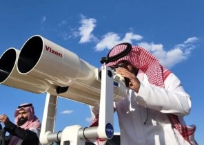 دقيقة تحسم الجدل.. من يسبق في رصد الهلال “تمير” أم “حوطة سدير”؟.. البرغش يوضح (فيديو)