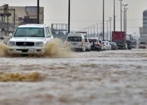 طقس المملكة اليوم.. سحب ممطرة تضرب 5 مناطق