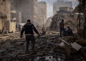 بيروت تحت القصف.. 182 قتيلًا حتى الساعة والحكومة تعلن الحداد