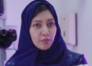 بصمة سعودية في واشنطن.. الدكتورة رفاه فيرق تحصد جائزتين عالميتين في جراحة العيون (شاهد)