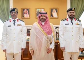 سمو نائب أمير تبوك يستقبل قائد حرس الحدود ويهنئ اللواء العنزي بترقيته