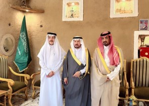 دعم للموروث الثقافي.. رجل الأعمال سعود القلادي يزور ديوان خلف بن جابر التراثي بالحائط ويدعم جهوده في حفظ التراث