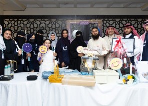 “ولد بمكة”.. رواف منى تحتفي بمولود جديد لحاج باكستاني في مشهد إنساني مؤثر