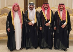 ليلة وفاء وفرح.. معتق بن عواض بن مديري الرشيدي وأبنائه يحتفلون بزواج شقيقهم ( سلطان ) بمحافظة ينبع