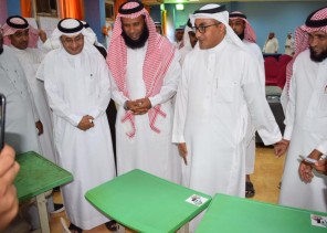 «ربيع عطية» يُدشِّن مبادرة «العناية بالأثاث المدرسي» بتعليم بيش