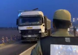 “أمن الطرق” يرصد عدة مخالفات على طريق الشرقية (فيديو)