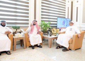 وكيل إمارة جازان يستقبل نائب رئيس واعضاء مجلس إدارة جمعية المتقاعدين بالمنطقة.