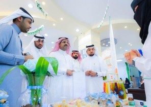 النجمي يدشن أول عيادة للإستشارت الدوائية بجازان