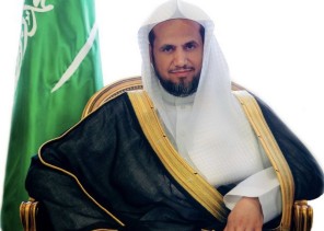 النائب العام يوجه بتحريك الدعوى الجزائية في قضية الطالب حامل السلاح داخل المدرسة