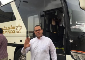 وصول حافلة برنامج العمرة الرمضانية التي نفذتها الشؤون الصحية لمنسوبيها