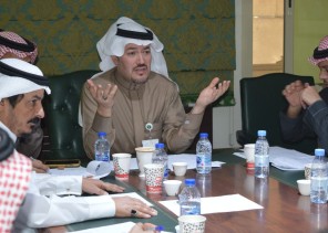 “المجلس البيطري” يناقش مشاكل ومعوقات صناعة الدواجن وإشراك الشركات في تطوير القطاع