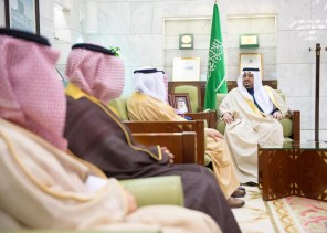 نائب أمير منطقة الرياض يستقبل وزير الخدمة المدنية