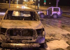 إطلاق نار على الشرطة في عسير.. واشتعال النيران بسيارة مهربي القات