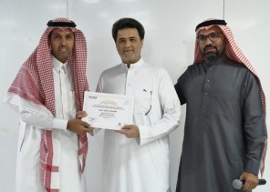 الفوتوغرافي طارق خوجه يقدم ” صناعة الصورة” بثقافة وفنون جدة