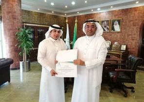 صحة المدينة” تُكرّم الممرض الذي أنقذ حياة حاج تركي.. وتوضح: ملتحق ببرنامج تدريبي منتهٍ بالتوظيف