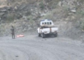 العثور على جثة بجانب الطريق في الدائر وشكوك في جريمة قتل