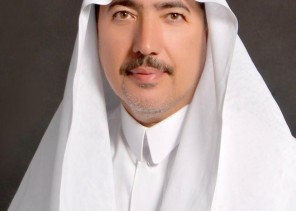 الحميدي يصدر قرار تعيين سيدتين في مناصب قيادية بأمانة عسير