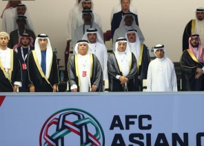 الفواز يهنئ الأشقاء في دولة الإمارات الشقيقة نجاح حفل كاس اسيا