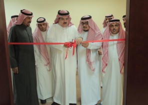 وكيل محافظة الكامل يفتتح عصر اليوم المكتبة العامة بجامعة جدة ــ فرع الكامل
