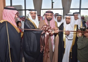 بالصور … الجعفري يفتتح الندوة العلمية المضادات الحيوية بين الواقع والمأمول