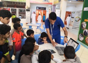 قافلة طبية تثقف طلاب مدرسة صلاح الدين بأبوعريش