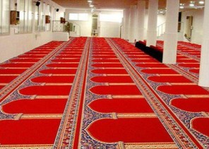 مصادر: إيقاف تعيين “خدم المساجد” وتحويل المؤهلين منهم إلى “مؤذنين”