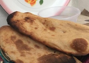 “الميفا”.. خبز شعبي يزين موائد الإفطار الرمضانية بجنوب المملكة.. تعرف على قصته (صور)