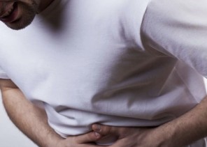 القولون العصبي النفسي” .. تَعرّف على أعراضه والعوامل التي تثيره