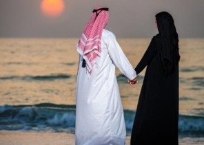 خبير تربوي: الزواج عن حب لا يصلح لأنه مثل البوفيه الذي تبدأ فيه بالحلو (فيديو)