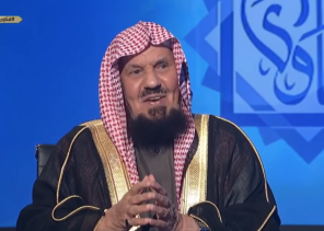 “المنيع” يكشف سبب عدم لبسه العقال ويؤكد: الرسول ﷺ كان يلبسه