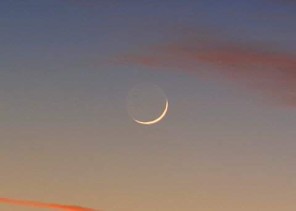 «هلال رمضان » يزين الوطن العربي… الليلة