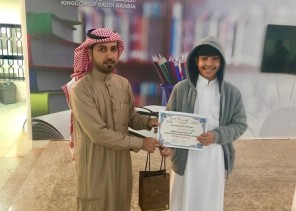 قائد الخندق يكرم المعلمين المتميزين