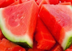 يساعد على فقدان الوزن.. 10 فوائد صحية للبطيخ