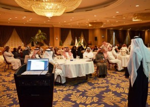 ” السحيمي ” يفتتح ورشة العمل المشتركة بين الداخلية ومكتب تحقيق الرؤية