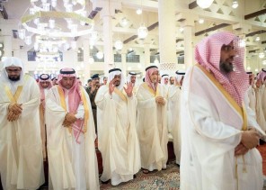 المصلون يؤدون صلاة عيد الأضحى المبارك في مختلف أنحاء المملكة