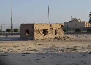 بُنيت من سعف النخيل.. تعرّف على أول قاعدة جوية في المملكة (صور)