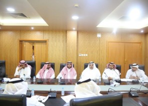 لشغل 3 مقاعد قيادية في مكاتب التعليم  لجنة اختيار القيادات بتعليم صبيا تجري المقابلات الشخصية لسبعة مرشحين