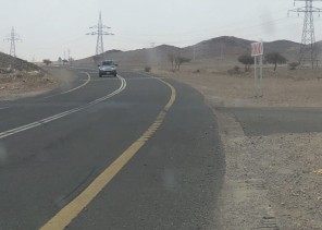 بالصور .. تقاطع يهدد سلامة أهالي قرية الرس التابع لمركز بدع بن خلف جنوب حائل