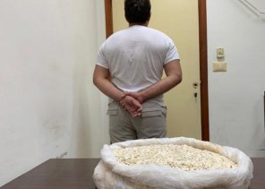 الإطاحة بـ “العقل المدبّر” لعمليات تهريب “الكبتاغون”إلى المملكة (صور)