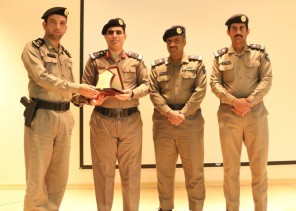 مدني رياض الخبراء ينظم برنامجاً عن القيادة الآمنة