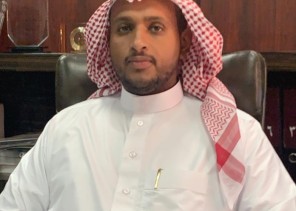 مدير مستشفى الحائط العام يكلف لجنة طبية تقوم بالكشف الطبي على الطلاب