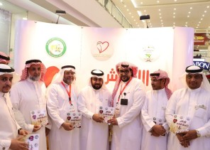 متسوقون في مكة يتدربون على إنعاش القلب