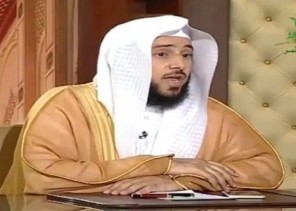 «السلمي» يُحذر من بيع سلعة وإخفاء عيوبها: تمحق البركة (فيديو)