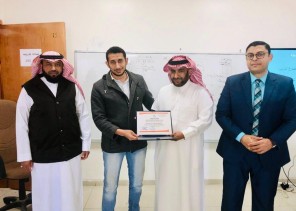 ورشة عمل بمعهد طيبة للتدريب العالي بعسير