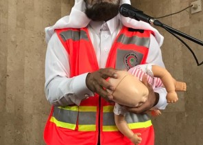 الهلال الأحمر يقيم محاضرة عن الإسعافات الأولية لطلاب التحفيظ بجامع السنابل بجدة