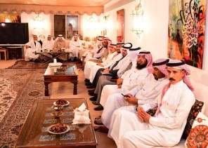 جراح مخ وأعصاب يحذر من أوزان الحقائب المدرسية واستخدام الاجهزة الذكية على العمود الفقري والرقبة